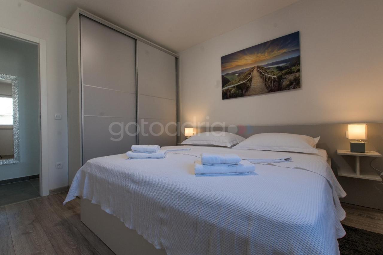 Sea View Apartment Leana Makarska Exteriör bild