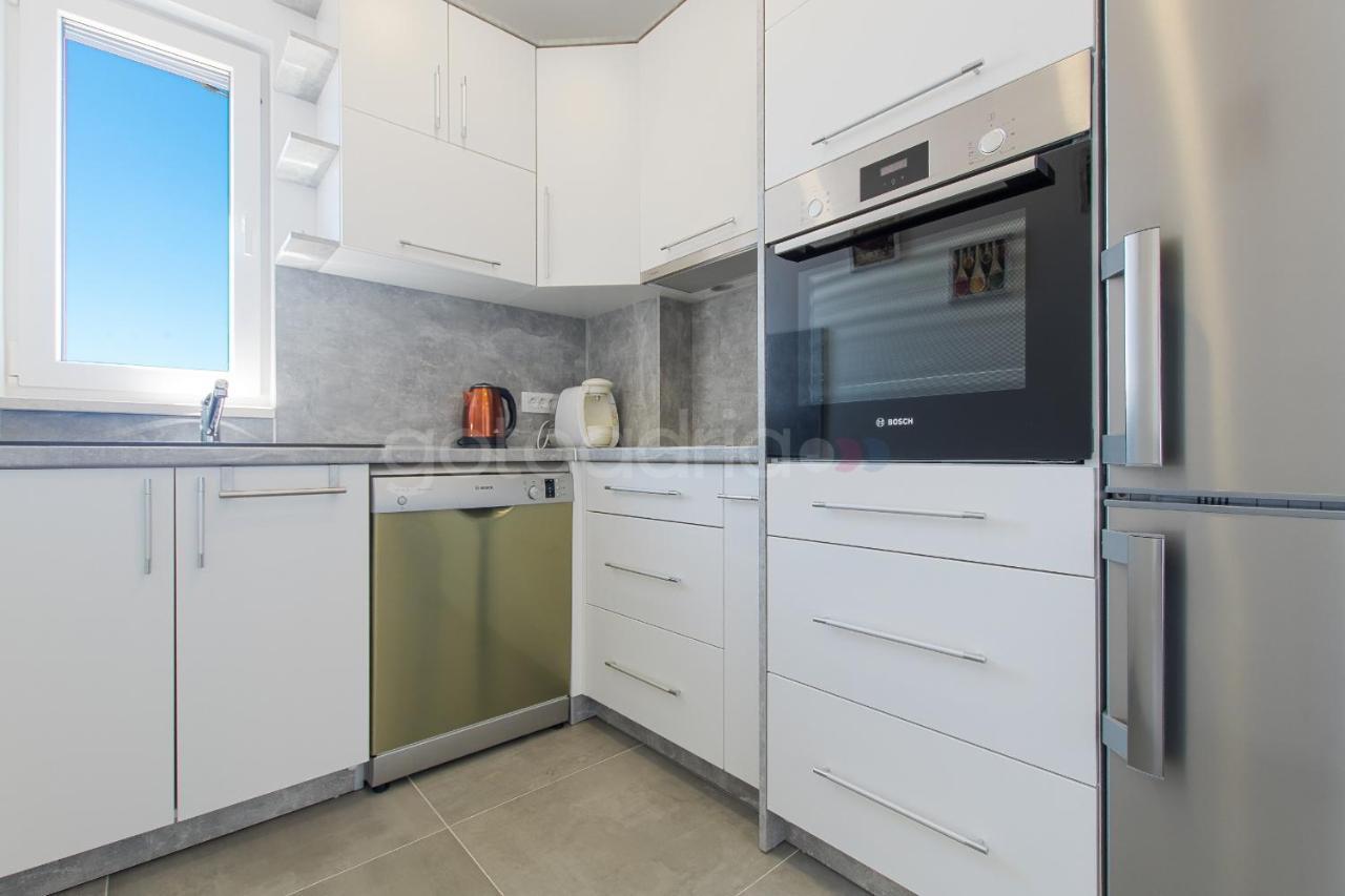 Sea View Apartment Leana Makarska Exteriör bild